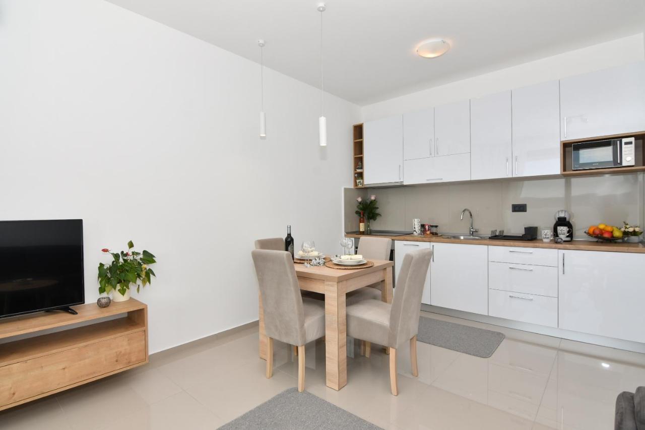 Apartmani Porat Igalo Exteriör bild